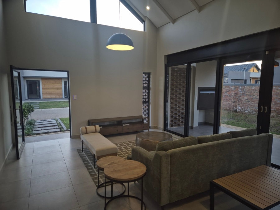 To Let 3 Bedroom Property for Rent in Van Der Hoff Park North West